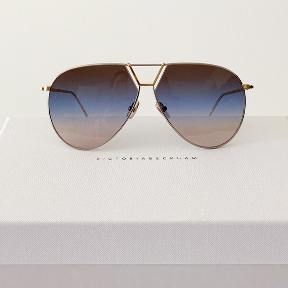 Victoria Beckham Sunglasses, New - Picture 8 of 9